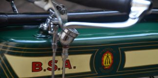 Una BSA 350 restaurada, joia de l’exposició ‘Martorell sobre rodes’ de l’AMCAM