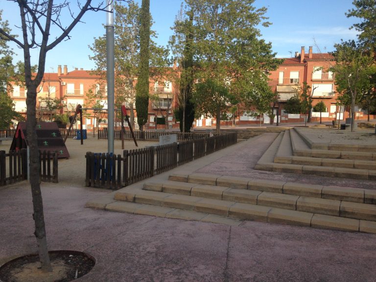 Comencen les obres de millora de la plaça de Santa Maria al barri de Can Cases de Martorell