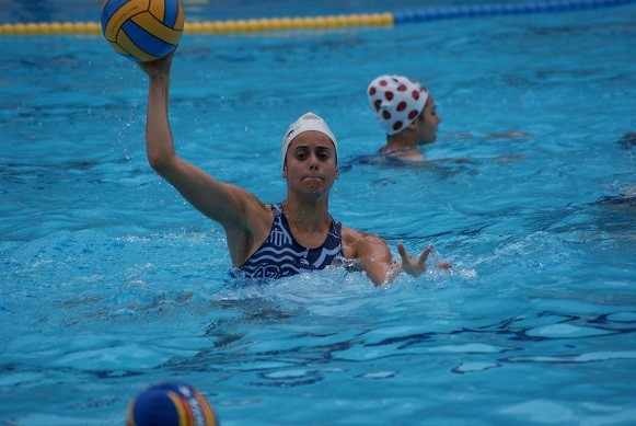 El femení de waterpolo del CN Martorell, imbatut, aconsegueix la dotzena victòria consecutiva