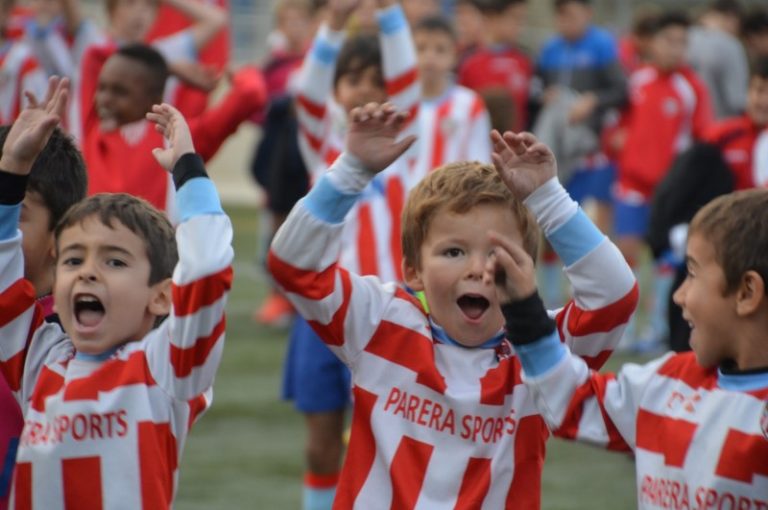 Festa grossa del futbol per presentar els 39 equips del Club de Futbol Martorell