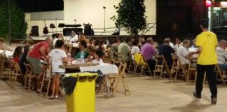 El barri El Pla i la fundació Nedar contra corrent recapten 1.000 euros contra el càncer