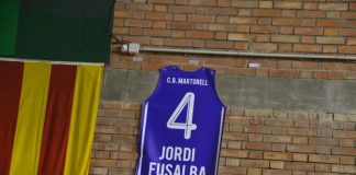 El Club Bàsquet Martorell homenatja Jordi Fusalba en la presentació dels equips