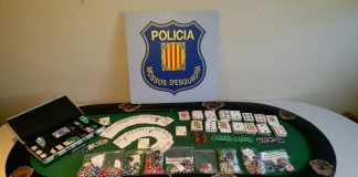 Els Mossos denuncien in fraganti una partida de pòquer il·legal a Martorell