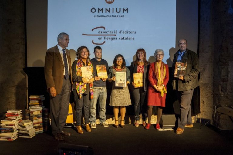 ‘La venjança dels almogàvers’ d’Andreu González, Llança de Sant Jordi d’Òmnium