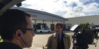 Una televisió alemanya entrevista l’alcalde Fonollosa pel cas ‘Dieselgate’