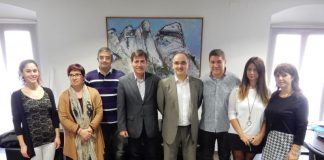 L’Ajuntament lliura una subvenció a dues empreses per contractar persones en atur