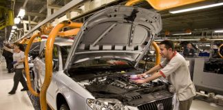 Seat contractarà un centenar de treballadors a partir de gener a la planta de Martorell
