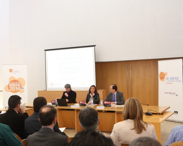 L’alcalde Fonollosa assisteix a la presentació del Pla Xarxa de Governs Locals 2016-2019