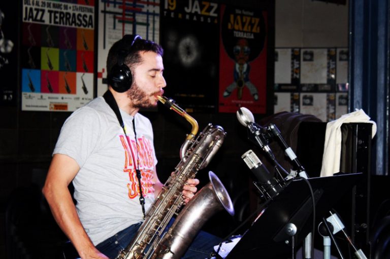 El saxofonista martorellenc Pere Miró preveu gravar fins a set discs durant aquest any