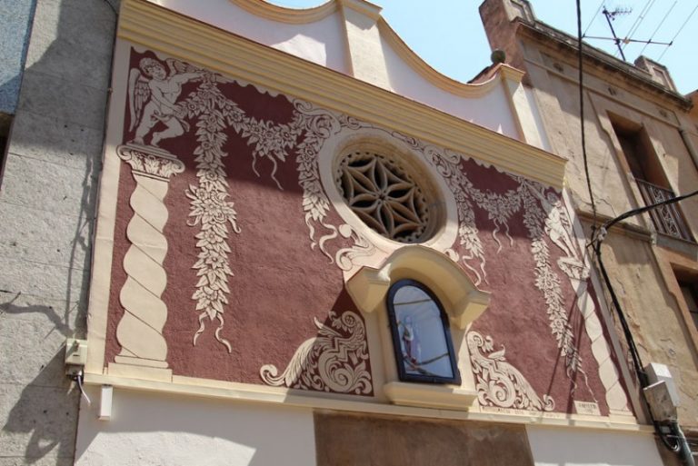 Es presenten els treballs de restauració de la façana de la capella de Sant Joan