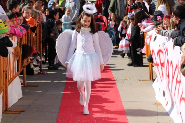 L’Esplai Guspira congrega 300 persones al Carnaval Infantil a l’entorn del Centre Cultural
