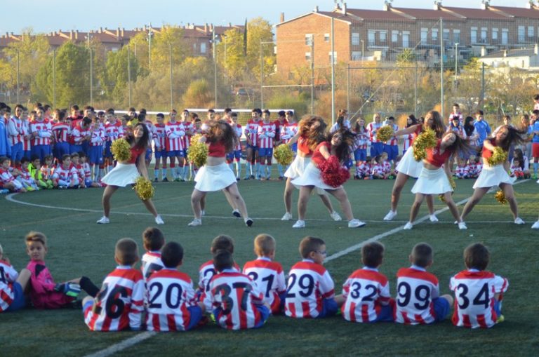 El CF Martorell es presenta amb més de 500 jugadors i 37 equips aquesta temporada