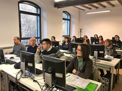 15 alumnes es formen en gestió de comerç internacional per millorar la seva ocupabilitat