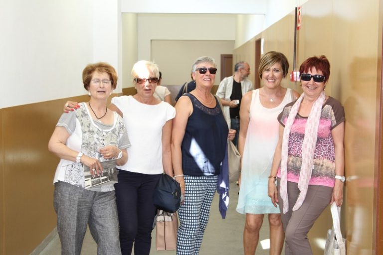 Més d’un centenar d’exalumnes de l’antic Correa es retroben en una concorreguda trobada