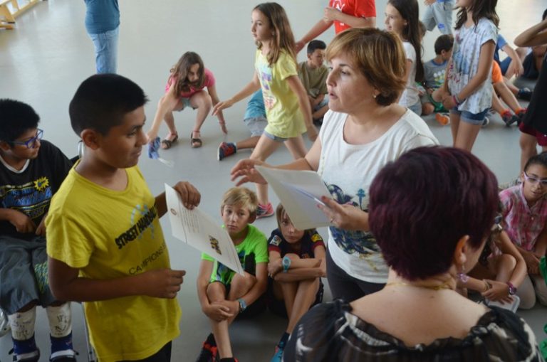 Un centenar d’alumnes de Martorell s’acomiaden del projecte Cultura Emprenedora a l’Escola