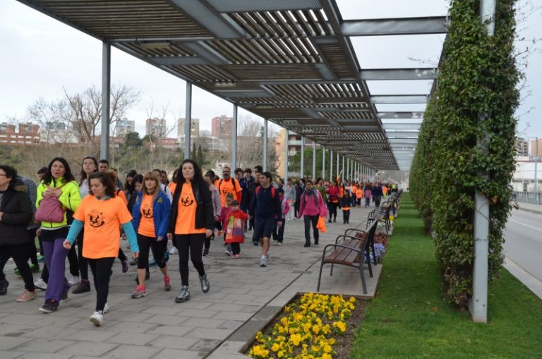 Rècord de participants a la Marxa de la Primavera amb el castell de Rocafort de novetat