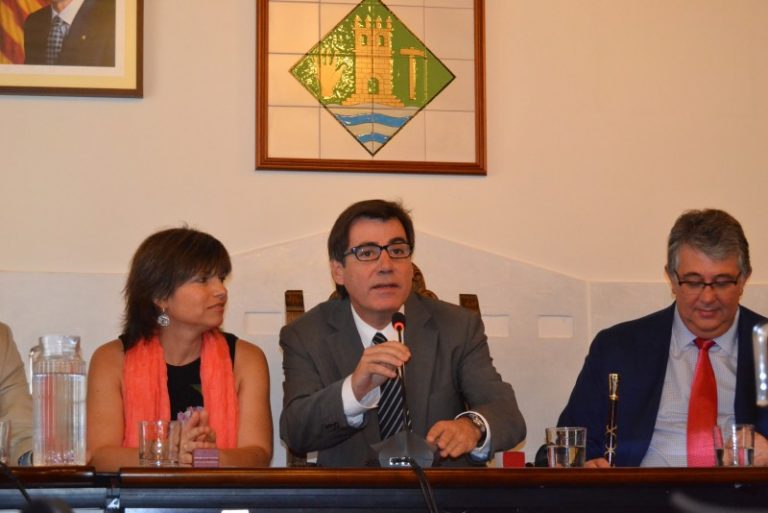 Dilluns 22 ple extraordinari per aprovar el cartipàs municipal i les retribucions 2015-2019