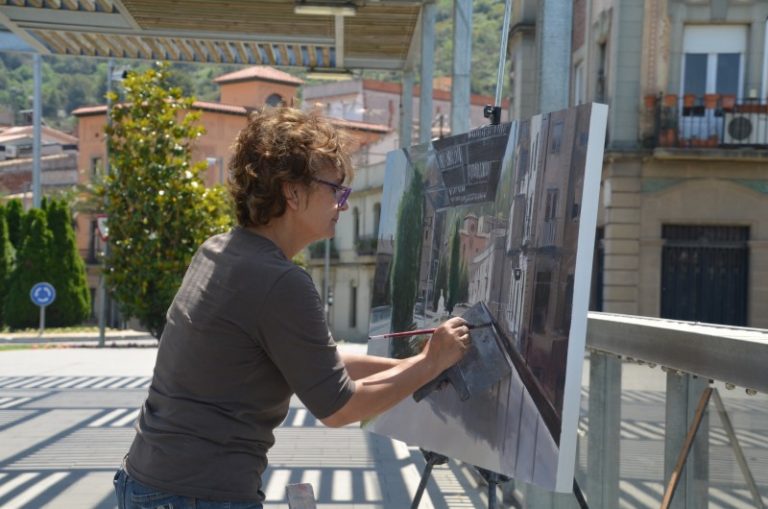 Una setantena d’artistes participen al XXIII Concurs de Pintura Ràpida Pont del Diable