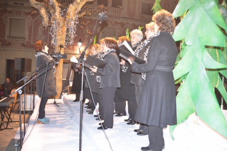 Corals, teatre i activitats infantils al cor de La Vila per donar la benvinguda a les festes de Nadal