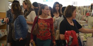 La novel·la de ficció ‘Algú com tu’, de Xavier Bosch, llibre més venut a la 37a Fira del Llibre