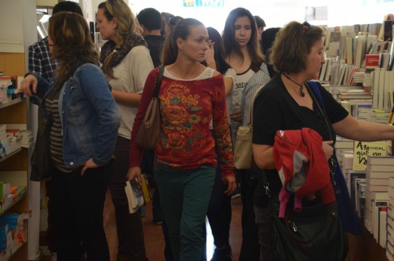 La novel·la de ficció ‘Algú com tu’, de Xavier Bosch, llibre més venut a la 37a Fira del Llibre