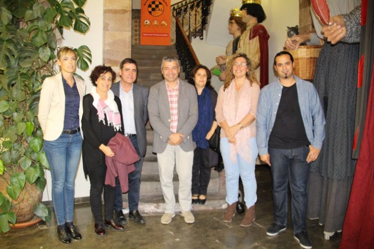 L’Ajuntament de Martorell entrega a una dotzena de veïns nouvinguts certificats d’acollida