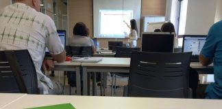 Clou el cicle de formació empresarial sobre Facebook i Twitter per a la gestió de negocis