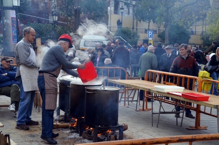 Més caldo i escudella aquest diumenge a Rosanes a la Fira de Santa Llúcia
