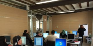 Càritas forma alumnes en competències transversals al Centre de Promoció Econòmica