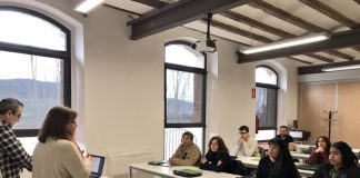 Una quinzena de persones en situació d’atur es formen en comerç al Molí Empresa