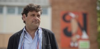 Esquerra reclama una nova manera de fer política, més transparent i participativa