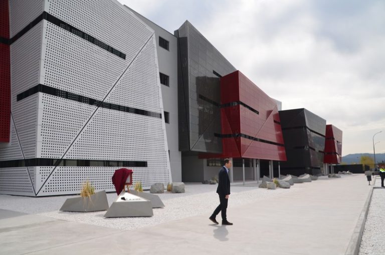 El Govern aprova els estatuts del Consorci de Formació Professional d’Automoció