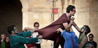 La companyia Obskené actualitza ‘Fuenteovejuna’, el clàssic de Lope de Vega