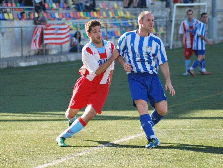 El Club Futbol Martorell supera al cuer i s’aferra a la permanència a Segona Catalana