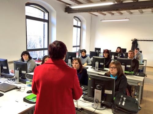 Persones a l’atur es formen en gestió de comerç internacional per millorar l’ocupabilitat