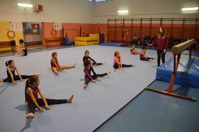 La gimnàstica artística trasllada l’activitat de les IEM a l’escola José Echegaray