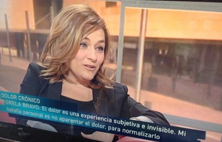 L’exalumna de l’escola La Mercè Grela Bravo publica el llibre ‘Sobrevivir al dolor’