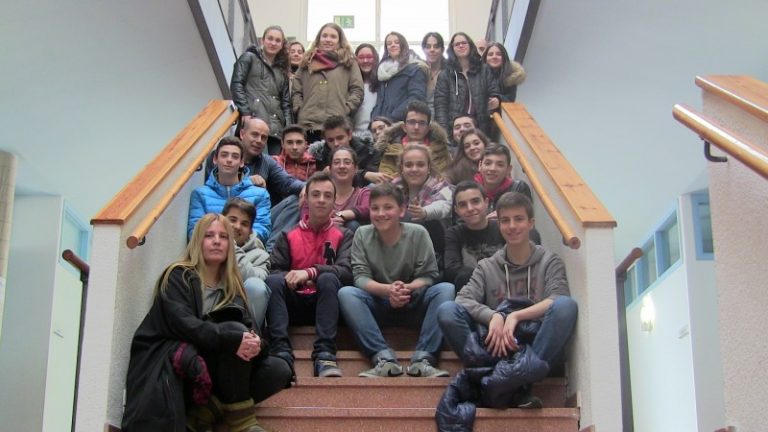 Els alumnes de 4rt d’ESO de La Mercè visiten l’Ajuntament i els estudis de Ràdio Martorell