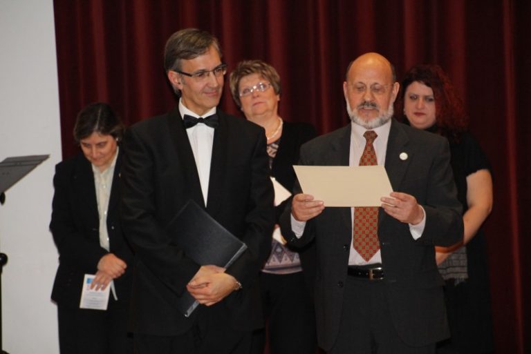 El Cor Inovyn de Martorell ha estat l’amfitrió del 31è ‘Musicoral’ del Baix Llobregat al Centre Cultural