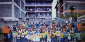Mans Mercedàries tanca un camp de treball per construir una escola a Kenya