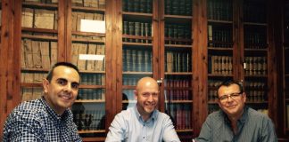 L’Ajuntament signa un conveni amb l’Ateneu Barcelonès per a organitzar un curs de narrativa