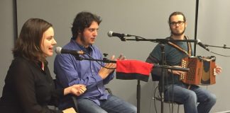 Clou el cicle ‘Biblioteques amb DO’ amb el concert de corrandes ‘In vino veritas’