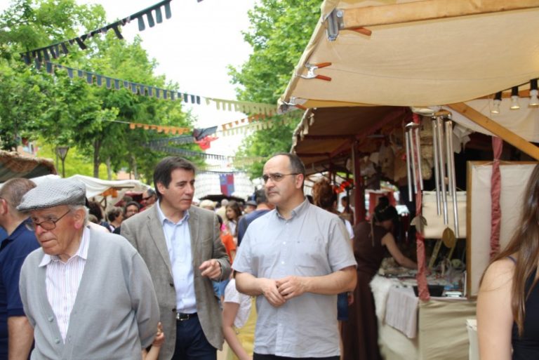 Inaugurada la Fira de Comerç local i Medieval Nou Martorell de la rambla de les Bòbiles