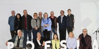 Una vintena de rapsodes locals abracen el Dia Mundial de la Poesia a Martorell