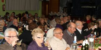 L’Esplai de gent gran de La Vila clou el 29è aniversari amb un berenar, música i ball