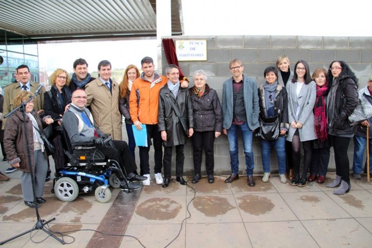 L’Ajuntament bateja una plaça a Can Carreras per homenatjar l’exalcalde Martí Flores