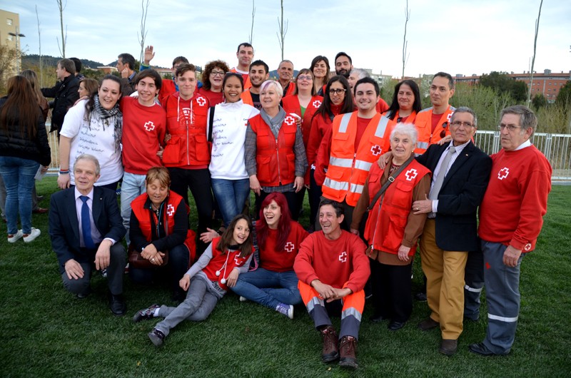 Inauguracio del passeig de la creu roja 16
