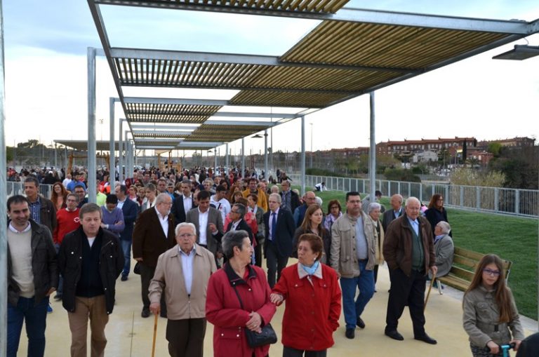 La Creu Roja ja té un passeig dedicat a reconèixer els seus 75 anys de treball a Martorell