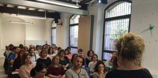 Maria Batet omple el Molí Empresa amb el taller per a famílies sobre l’autonomia dels fills Maria Batet