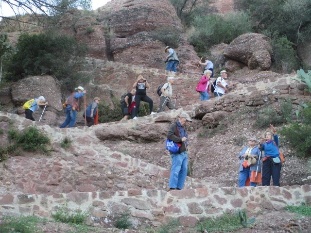 El grup ‘Martorellencs pel món’ fa una pujada col·lectiva a Sant Genís de Rocafort